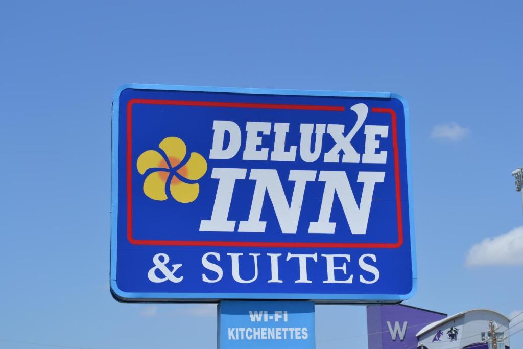 Deluxe Inn And Suites Weslaco Exterior foto