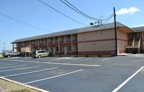 Deluxe Inn And Suites Weslaco Exterior foto